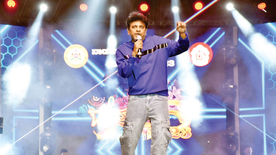 Yuva Dasara begins on a starry note