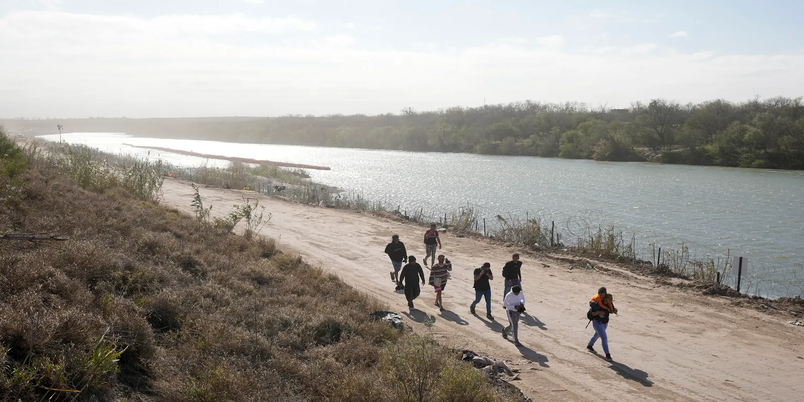 Federal Appeals Court Order Puts Controversial Texas Immigration Law Back on Hold