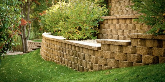 Gardening Retaining wall ideas : A step by step Guide 2023