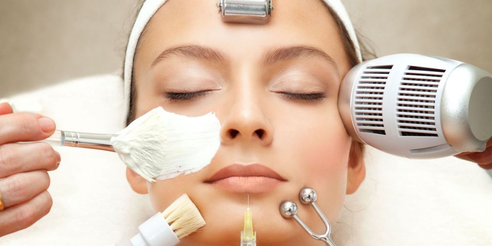 The Best Daily Skincare Routine: According to These Innovative Beauty Instruments 2024